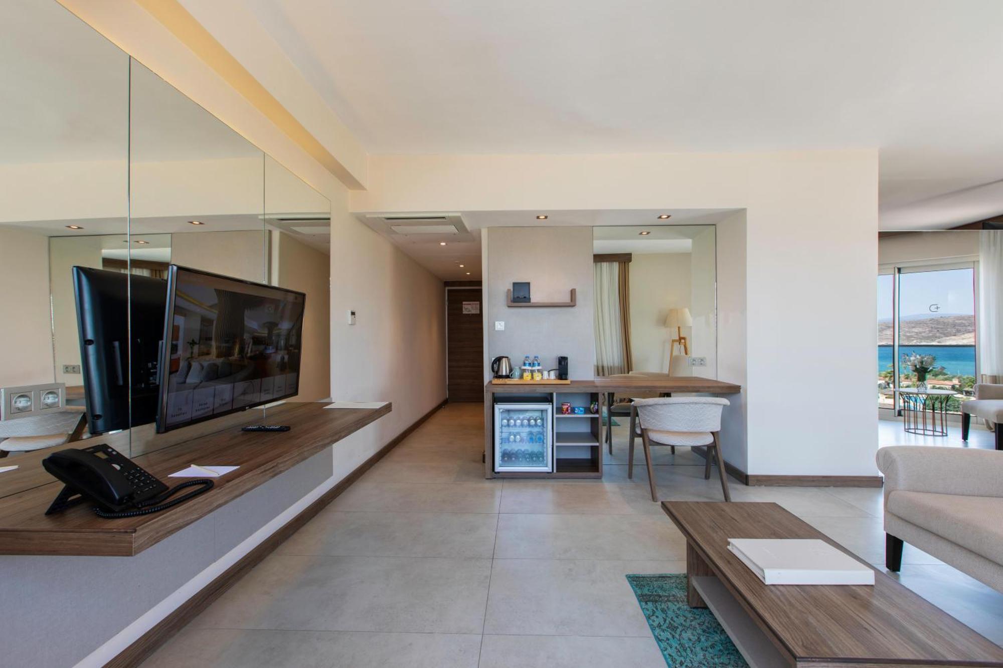 אלאקאטי Design Plus Seya Beach Hotel מראה חיצוני תמונה