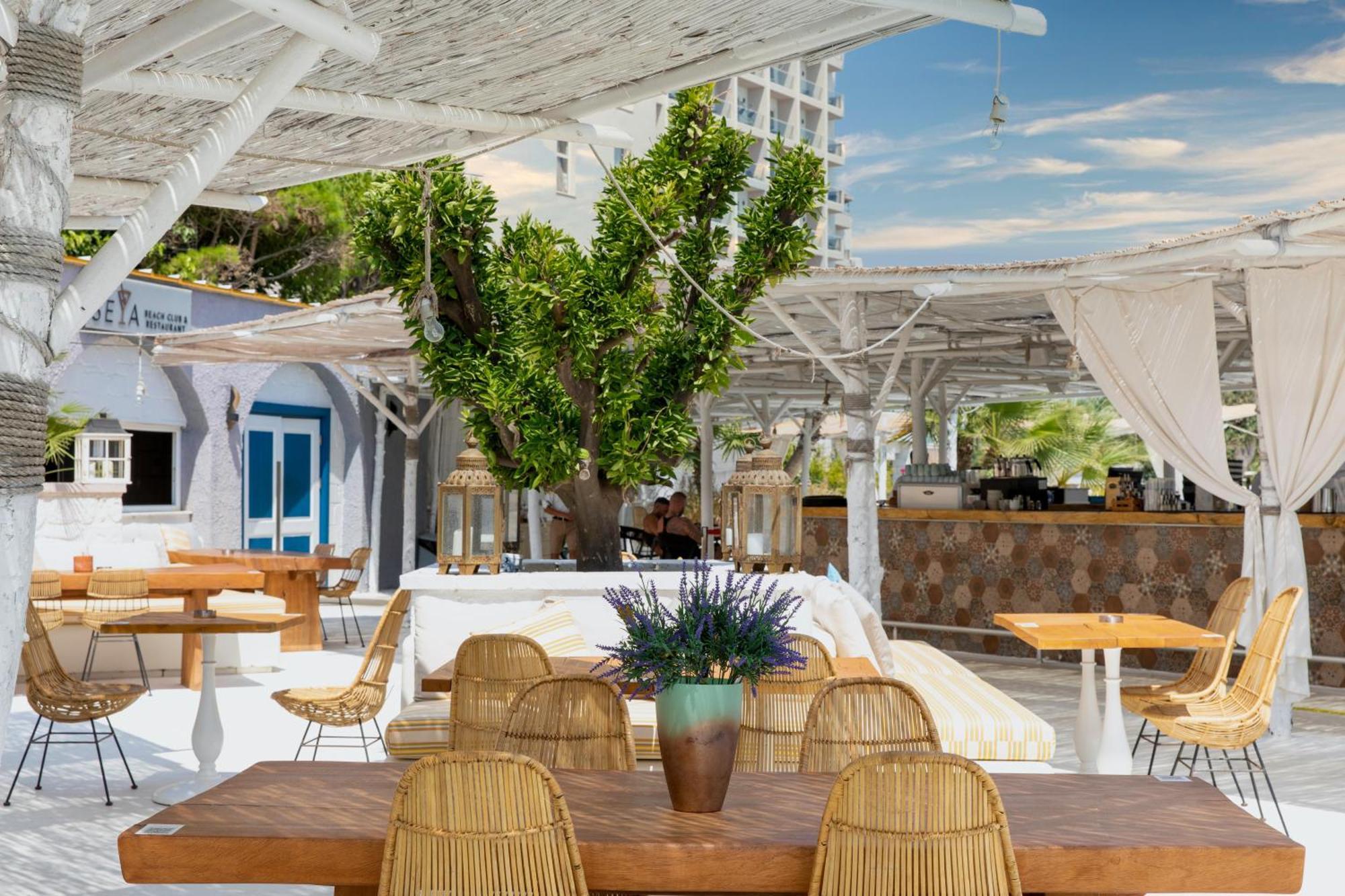 אלאקאטי Design Plus Seya Beach Hotel מראה חיצוני תמונה
