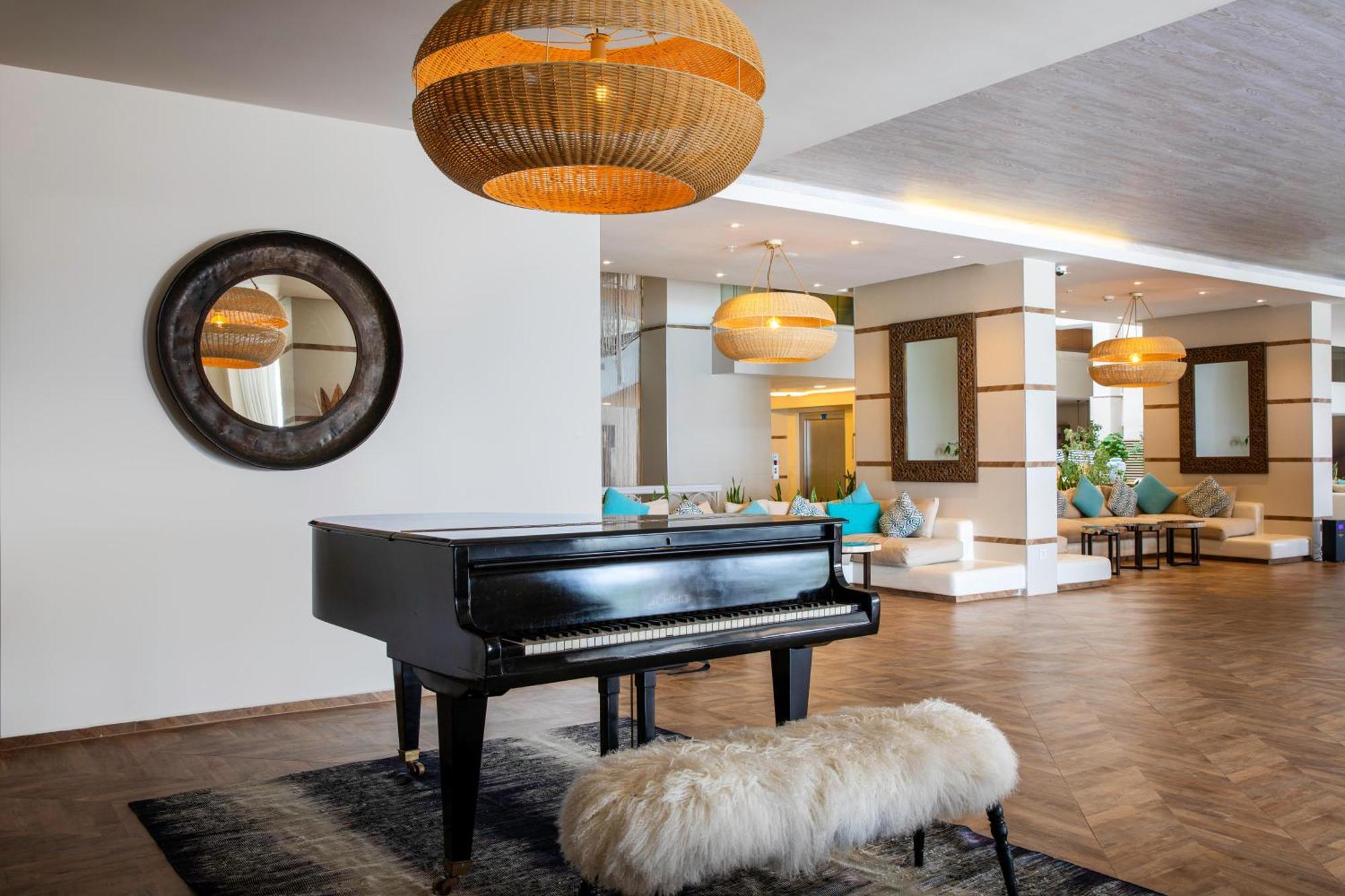 אלאקאטי Design Plus Seya Beach Hotel מראה חיצוני תמונה